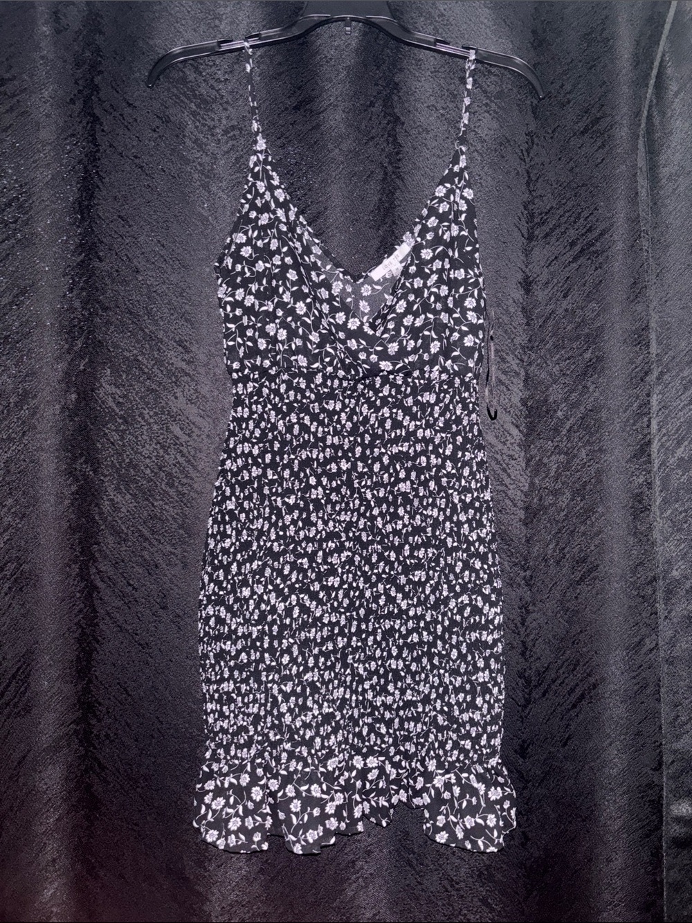 4 for $25 Love Tree Black and White Floral Smocked Mini Dress